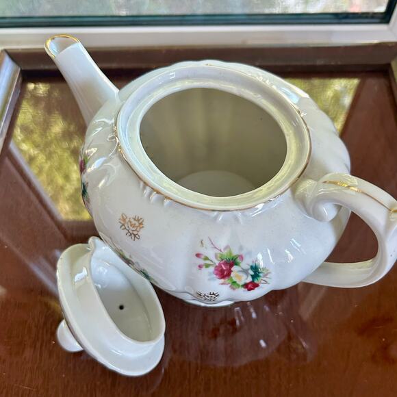 Vintage Floral Musical Teapot White Gold Accents Japan Porcelain - Picture 3 of 15